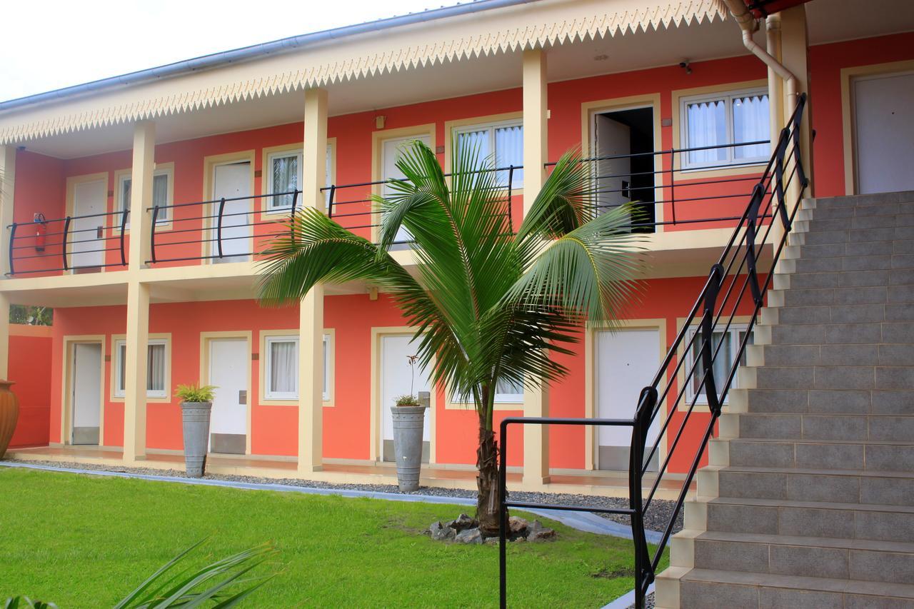 Hotel Chez Jimmy Port-Gentil Exteriér fotografie